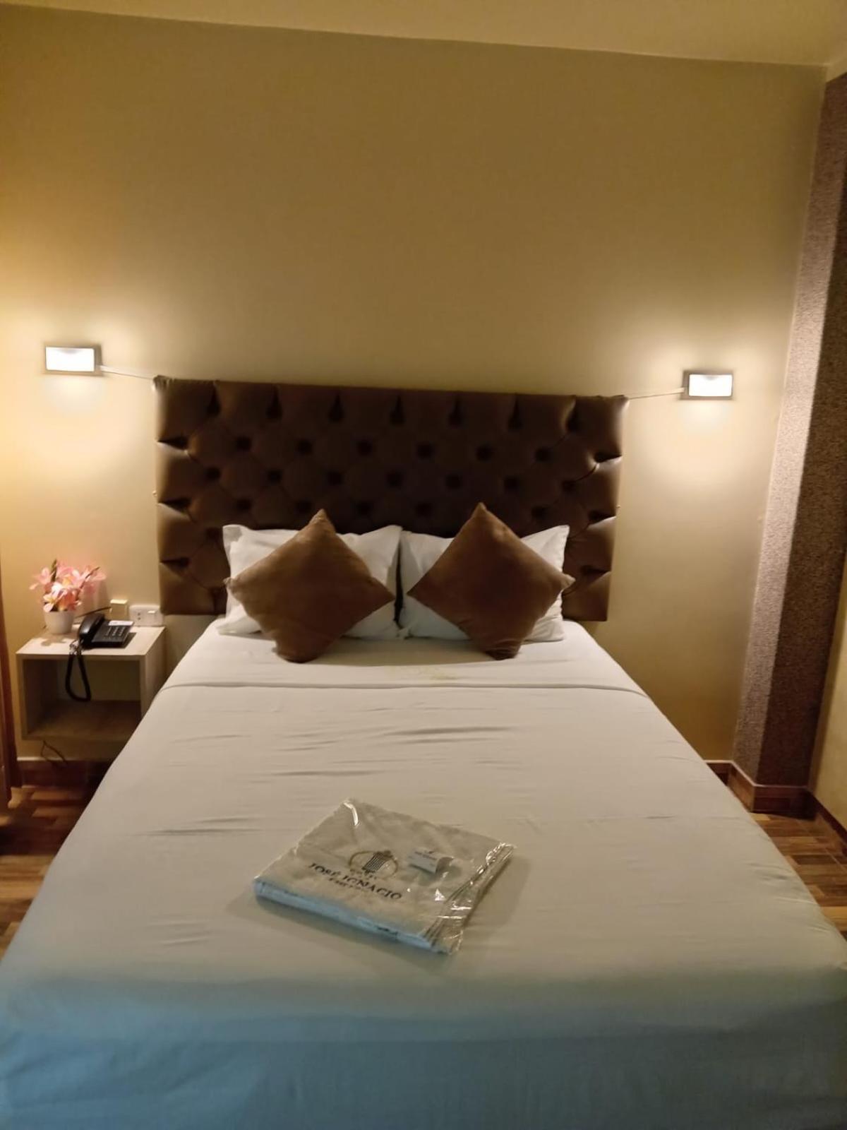 Hotel Jose Ignacio Chepén Kültér fotó