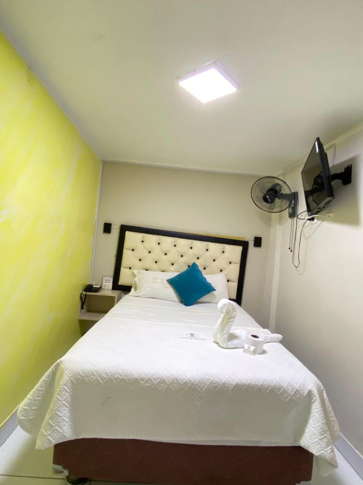 Hotel Jose Ignacio Chepén Kültér fotó